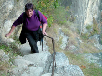 Tiger Leaping Gorge - Af en toe gelukkig een stuk touw om je vast te houden