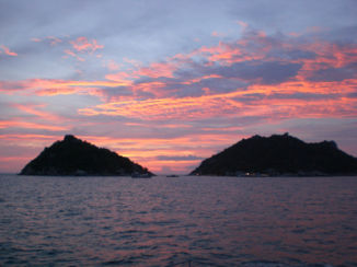 Koh Tao - Zonsondergang met uitzicht op nang yuan