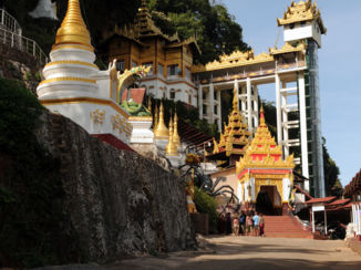 Myanmar - Pindaya Boeddha-cave in bijna Disney-achtige stijl