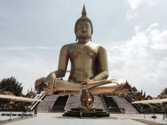 Thailand - 99 meter hoge boeddha
