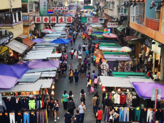 Hong Kong - Mong Kok, drukst bevolkte stukje van de wereld