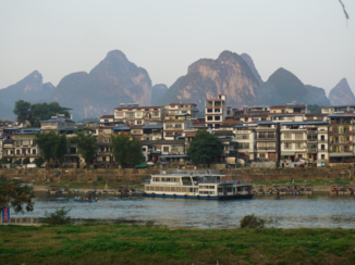 Yangshuo - Yangshuo li river