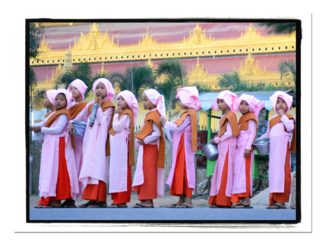 Myanmar - jonge novices in Mandalay