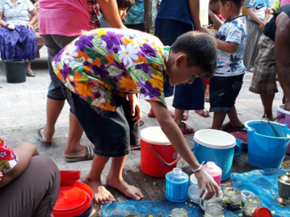 Rondreis Noord-Thailand - de doden worden gewassen