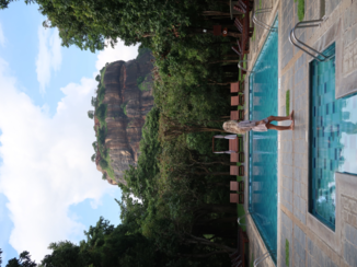 Sri Lanka - Pool view Hotel Sigiriya