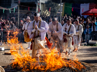 Japan - Ceremonie op Miyajima eiland