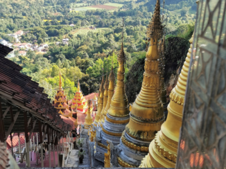 Myanmar - Pindaya - cave met duizenden Buddha beelden